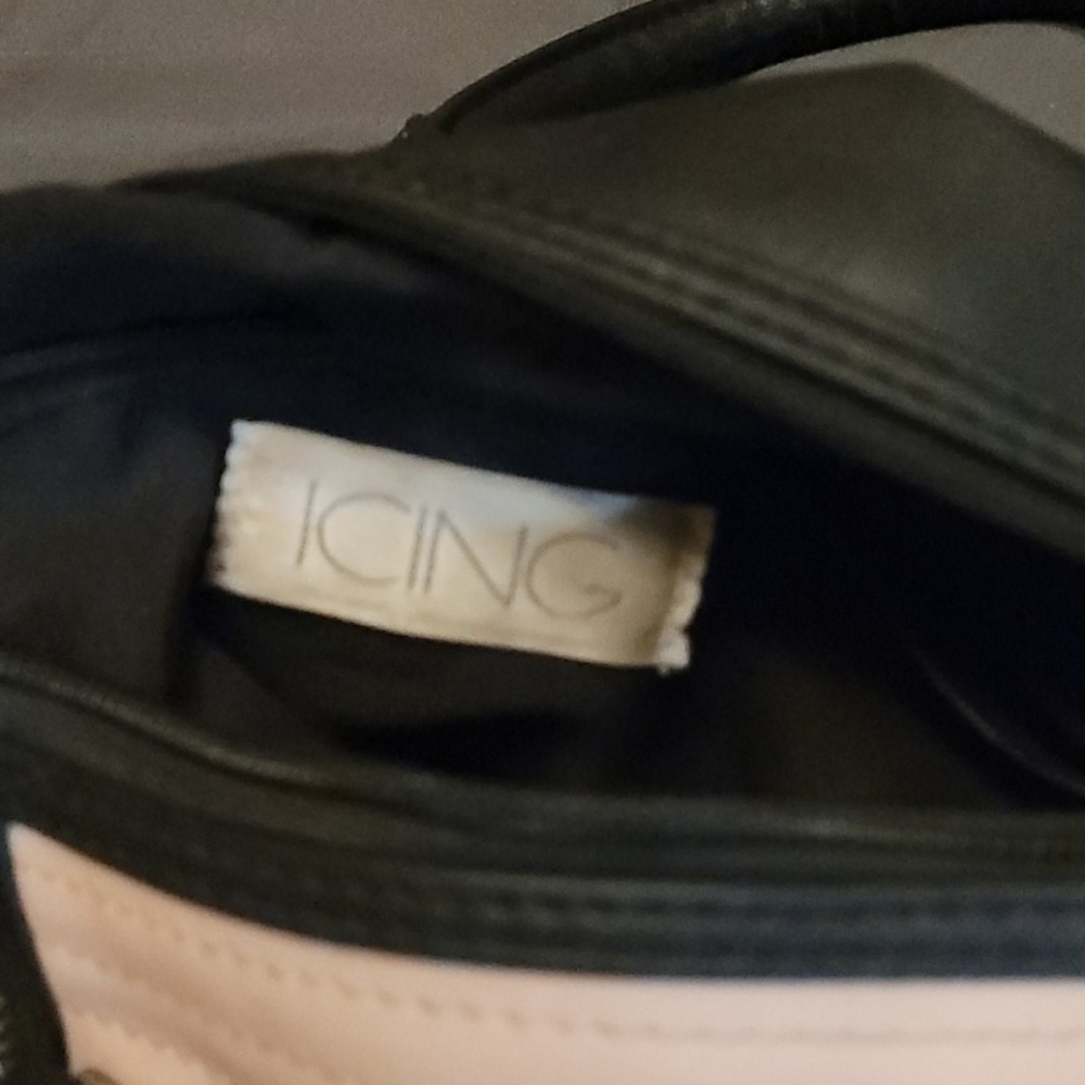 Handbag - Picture 3 of 3